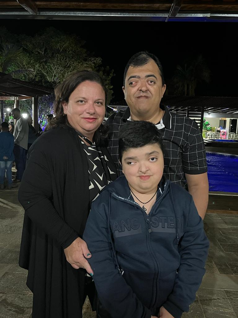 A Jornada de Ítalo e Eduardo: Descobrindo a Síndrome de Crouzon