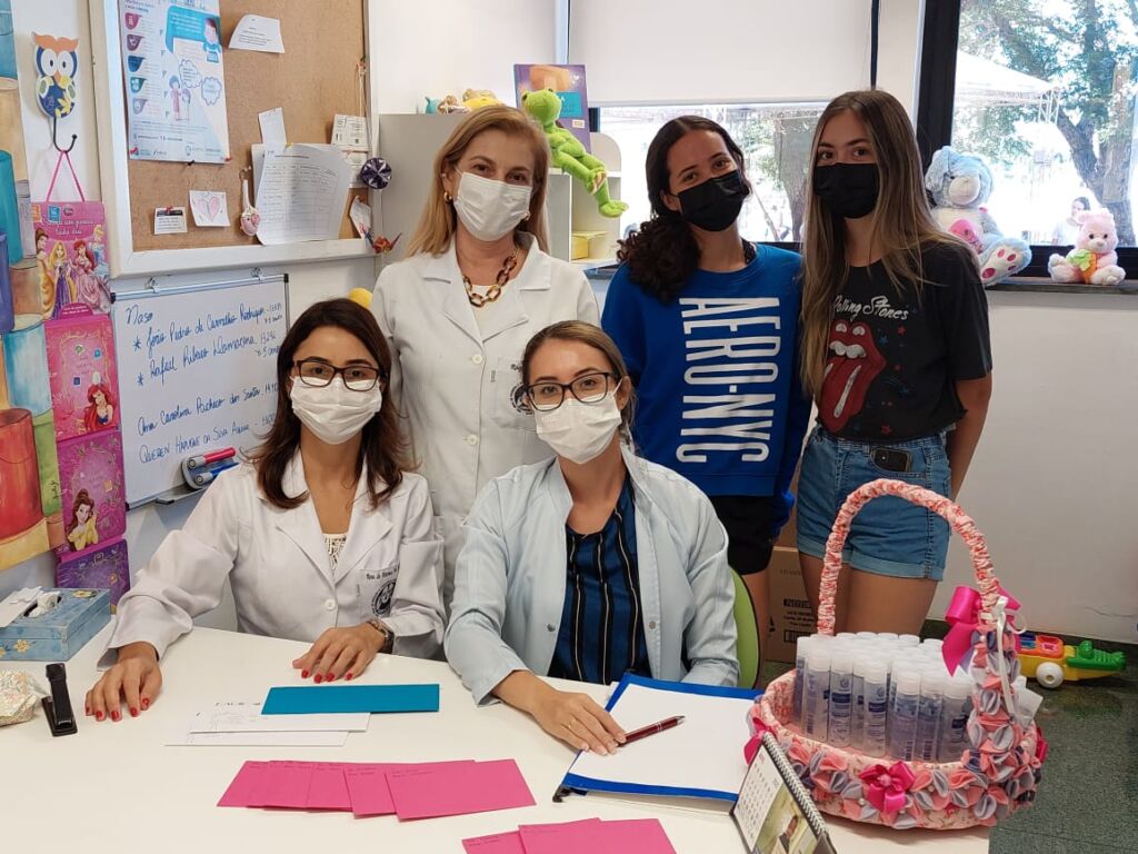 Projeto Cartas: escrita à mão como ponte entre realidades